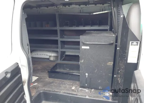 2018 GMC Savana 2500 Work Van z USA, uszkodzony, nr VIN 1GTW7AFP4J1275401